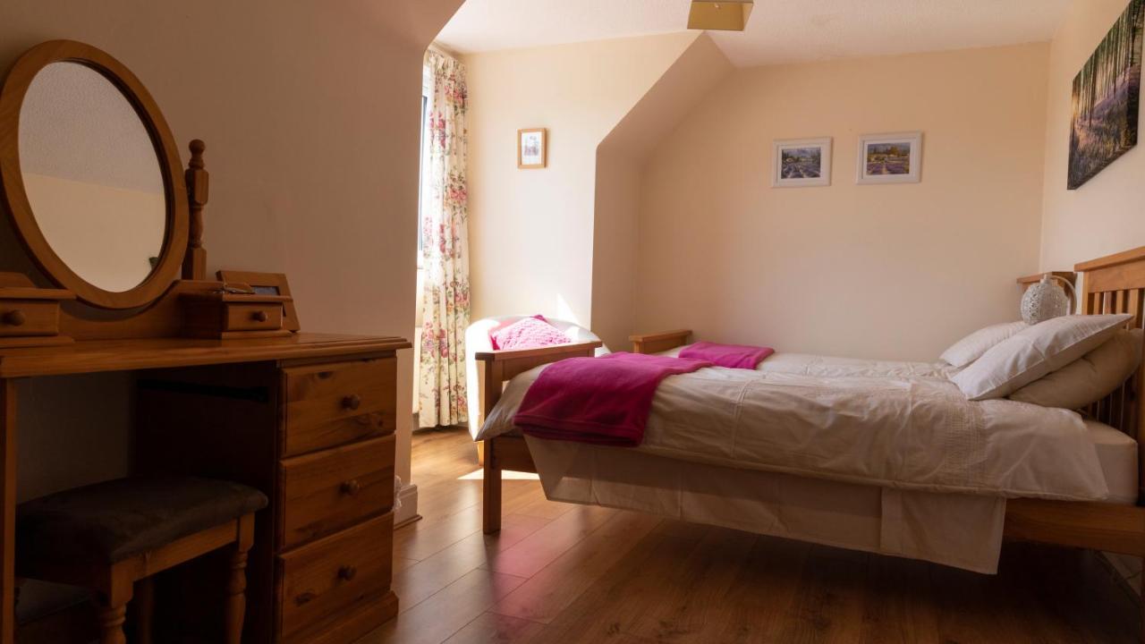 Barrymor Twin, Family And Double Room 발리바우한 외부 사진