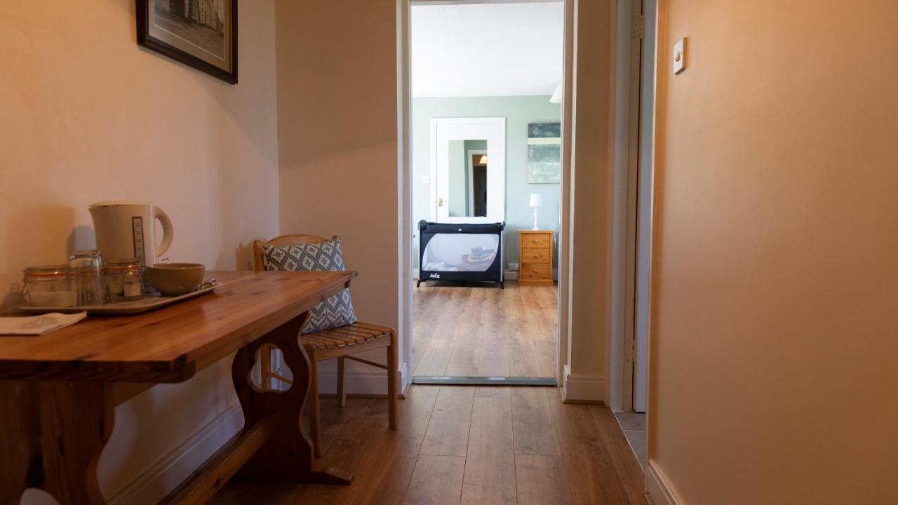 Barrymor Twin, Family And Double Room 발리바우한 외부 사진